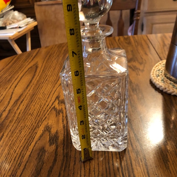 Crystal Whisky Decanter - Regal - Picture 5 of 6